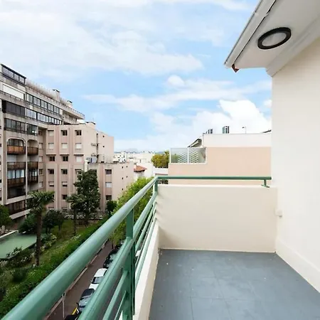 Апартаменти Louis Gallet Centre Juan Les Pins 50m Des Plages Антіб
